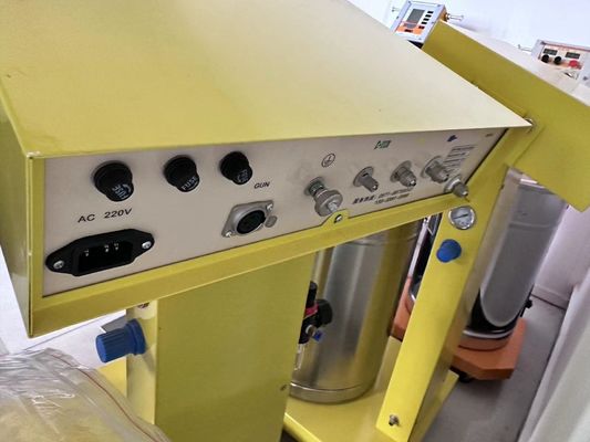 Mesin pelapis bubuk permukaan logam